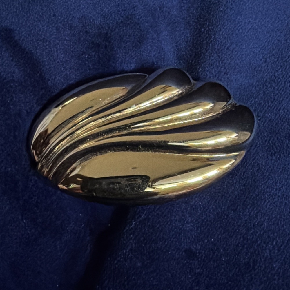 Monet Goldtone Shell or Wave Design Brooch - 2" -Classic